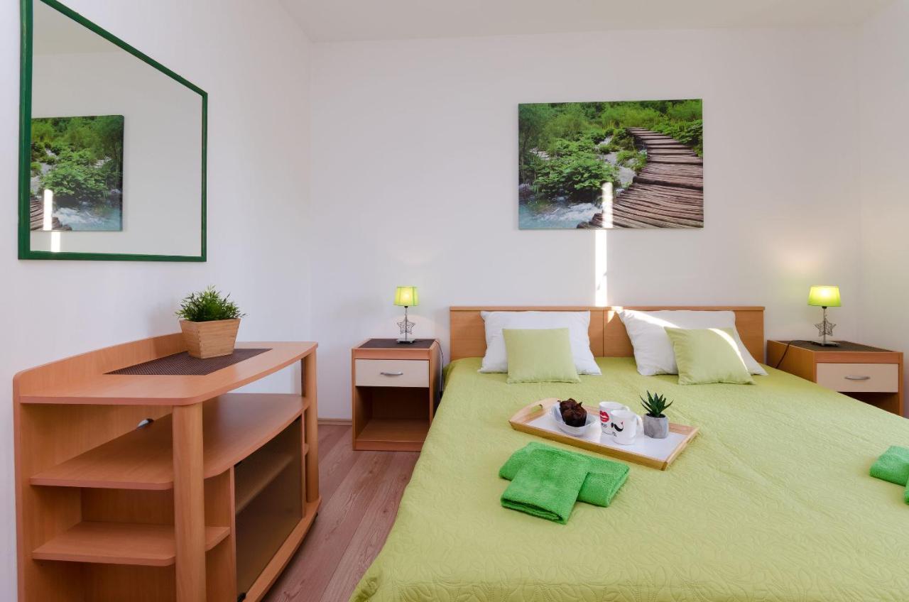 Apartments Ester フンタナ エクステリア 写真