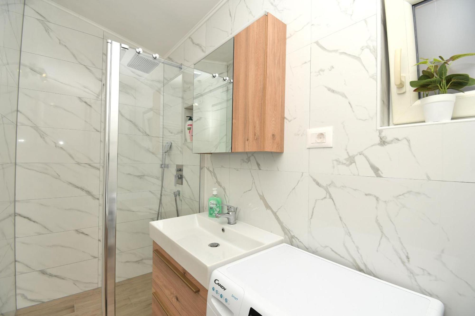 Apartments Ester フンタナ エクステリア 写真
